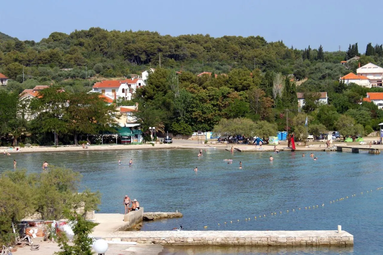 Apartments With A Parking Space Preko, Ugljan - 8179 Kroatien