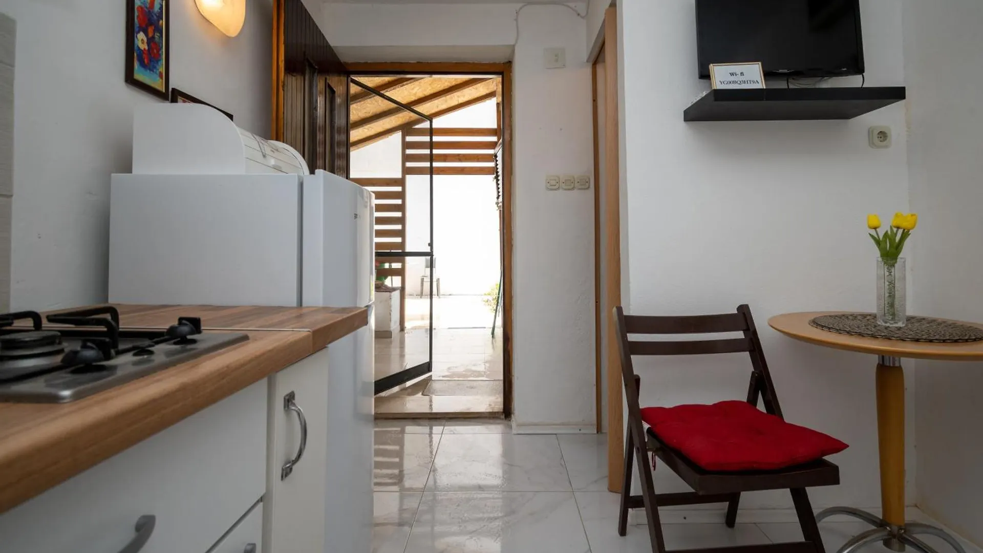 Apartments With A Parking Space Preko, Ugljan - 8179 Kroatien