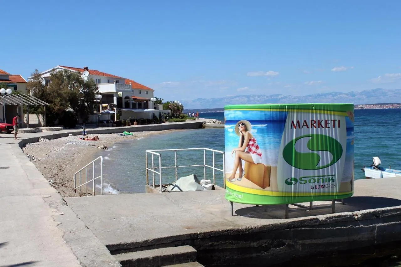 Apartments With A Parking Space Preko, Ugljan - 8179 Croatia